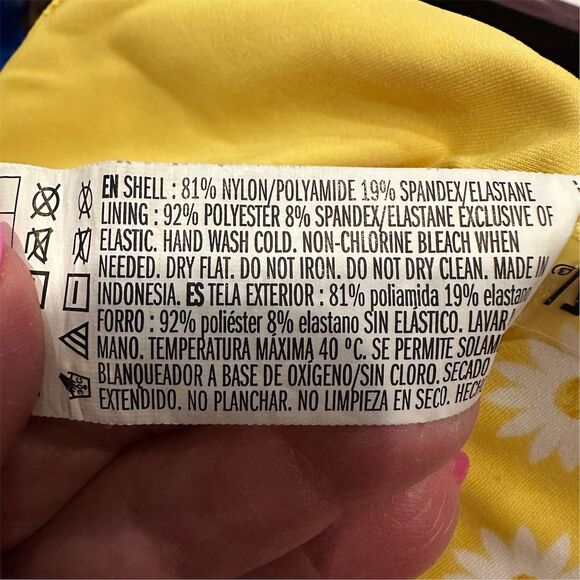 Forever 21 Women's Yellow‎ Floral Bikini Bottoms Size M - Picture 4 of 5